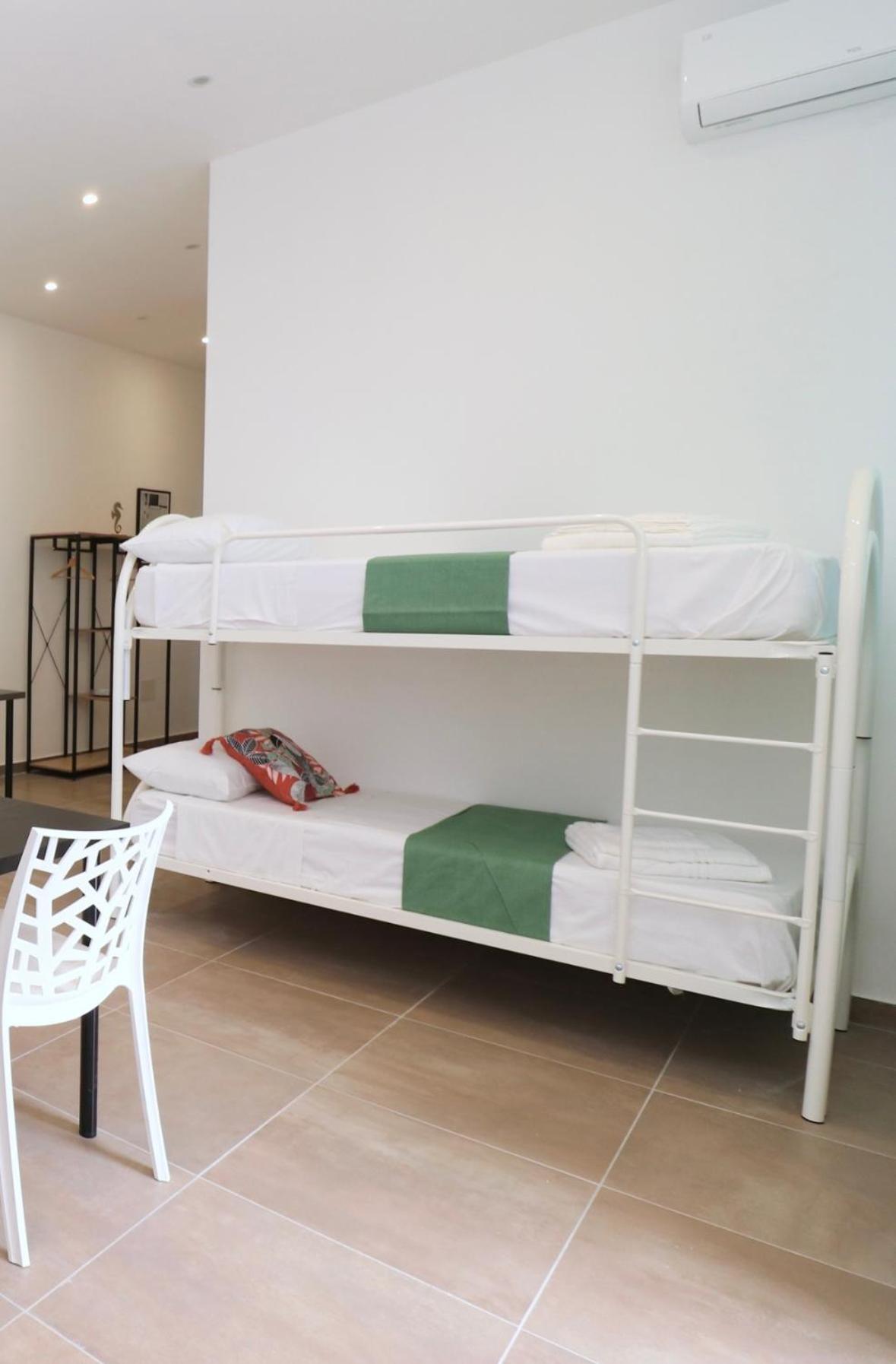 Airport Guest Houses Napoli Exterior foto